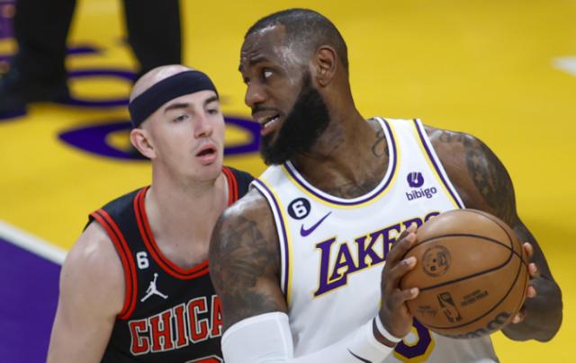 右脚肌腱撕裂火速康复 詹姆斯对冲击前六信心十足